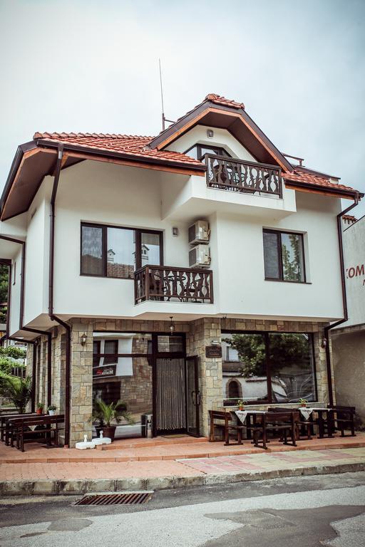 Бялата Къща Hotel Zlatograd Exterior foto