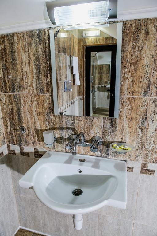 Бялата Къща Hotel Zlatograd Cameră foto